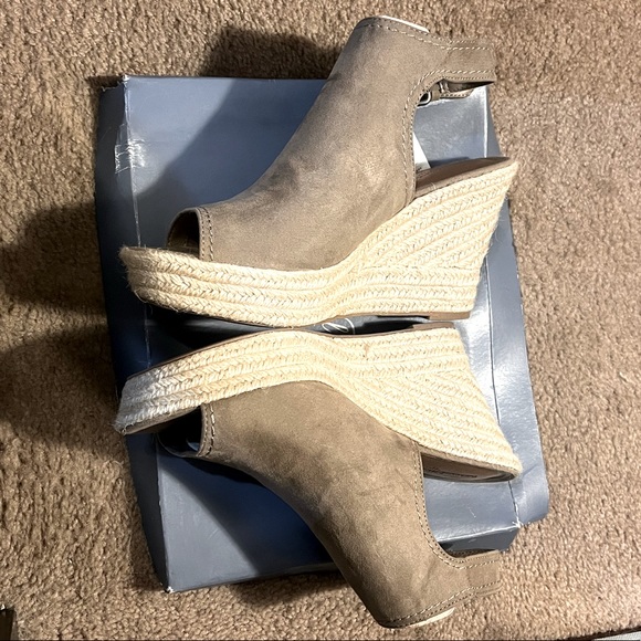 Women wedge sandals - Picture 3 of 4